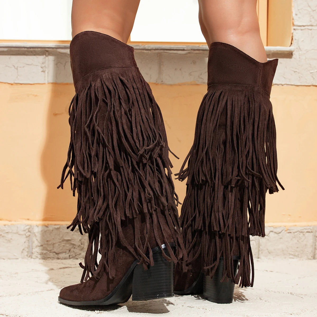 Autumn and Winter New Women's Long Boots with Pointed Tassels, Thick Heels, and High Heels, Casual Kick and Knee High Boots